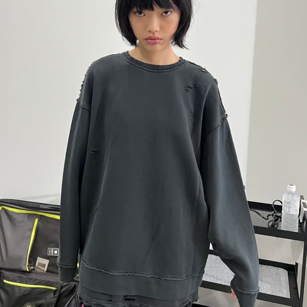 Perverze distress step layered sweatshir