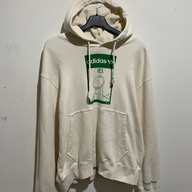 아디다스 디즈니 렉스 후드티