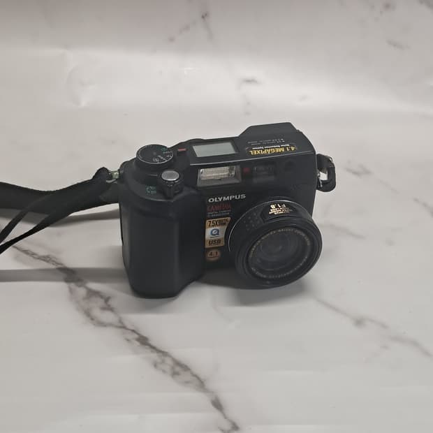하자 있음! 올림푸스 CAMEDIA C-4040 ZOOM 빈티지 카메라