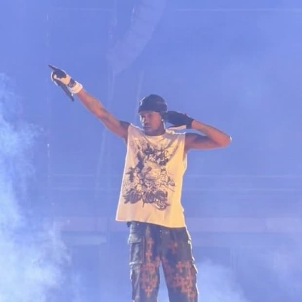 [XL]트래비스스캇 머천 25투어 반팔