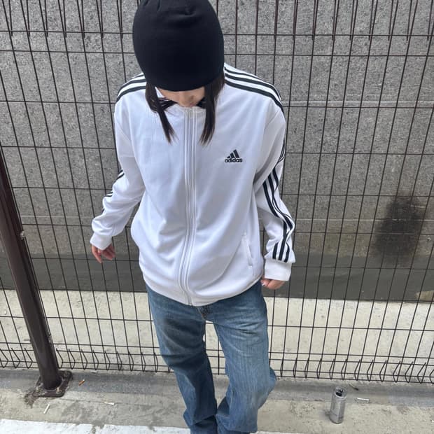 아디다스 화이트 삼선 트랙탑
