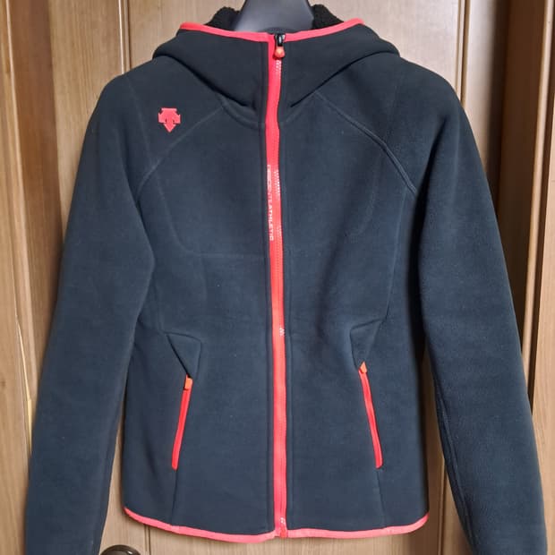 데상트 여성 후드집업 S