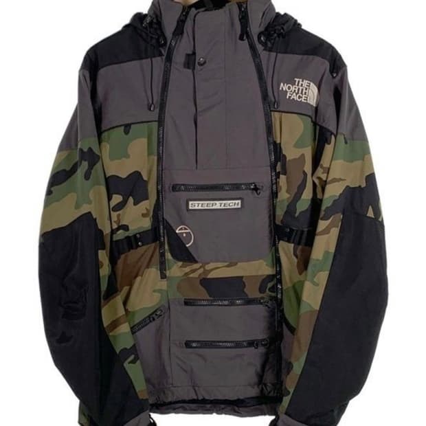 The North Face STEEP TECH CAMO JACKET