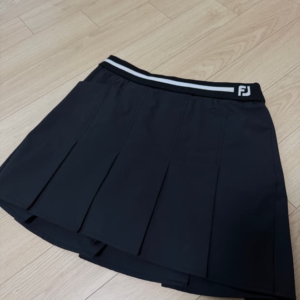 풋조이 블랙 플리츠 골프 밴딩 스커트 치마 XS