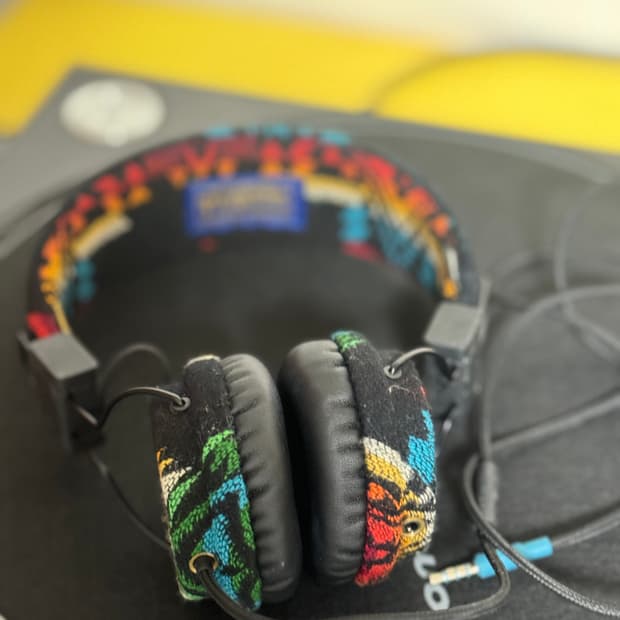 Urbanears 펜들턴 헤드폰 판매해요