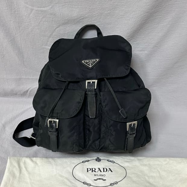 프라다 나일론 백팩 미듐 정품
