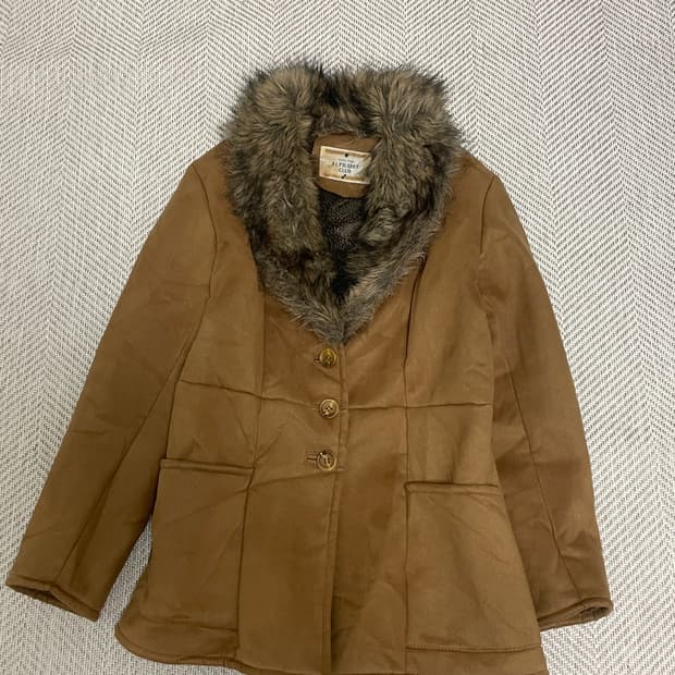 ALPHABET CLUB 퍼 카라 시어링 자켓