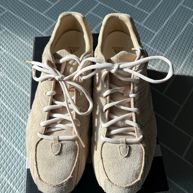 아디다스 고스트 스프린트 매직 베이지 검 260