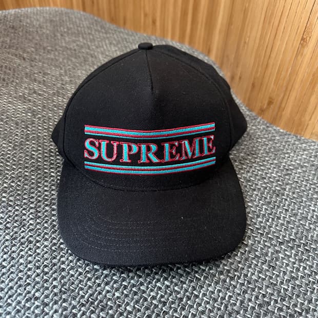 슈프림 로고 캡