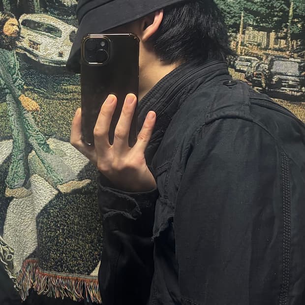 크롤라 캐스킷 블랙