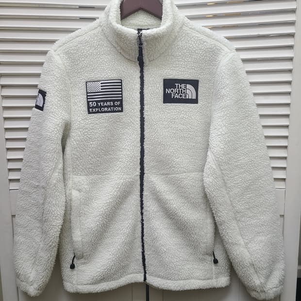 노스페이스 신민아 에코 후리스 자켓