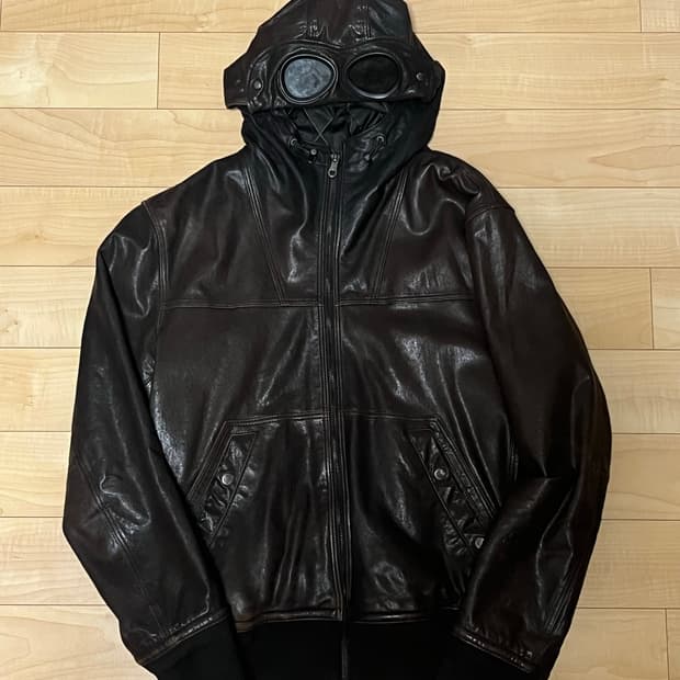 CP Company 레더 자켓