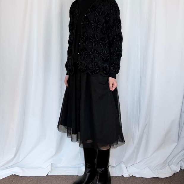 Velvet Flower Punching Cardigan - Black