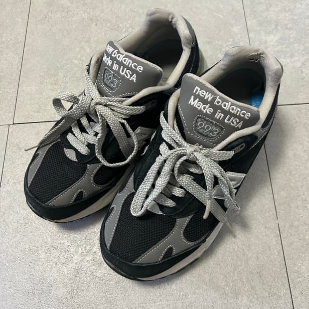 뉴발란스 993 블랙 230