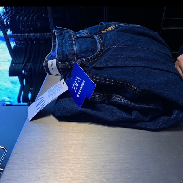 자라 아더에러 와이드 레그 진 블루