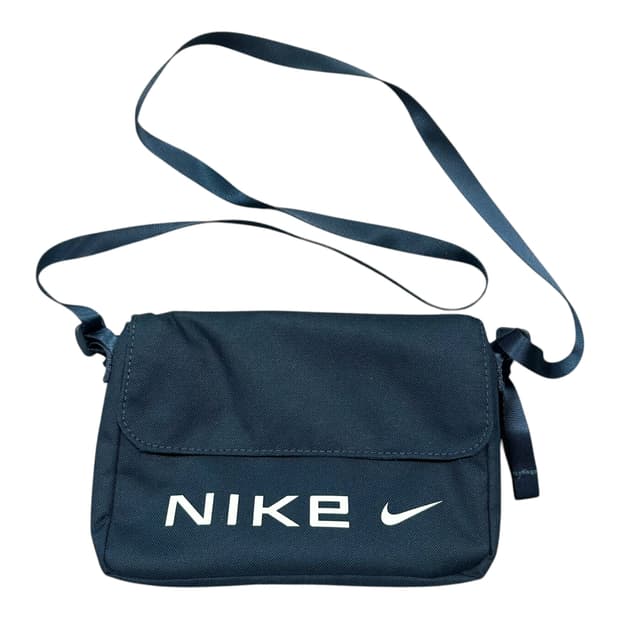 ✨ (바배) 나이키 푸추라 크로스백 