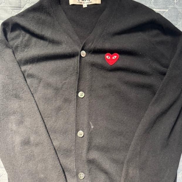 꼼데가르송 가디건 L팝니다