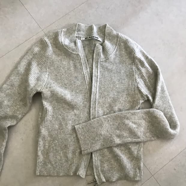 블랙업 니트 집업 판매