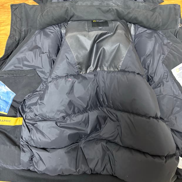 내셔널지오그래픽 타루가 판매합니다