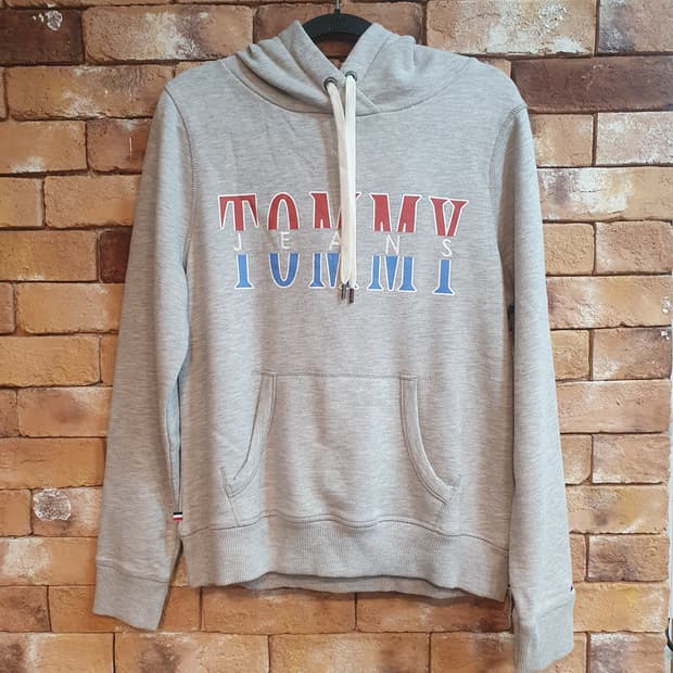 타미진스 후드티