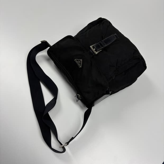 프라다 나일론 크로스백