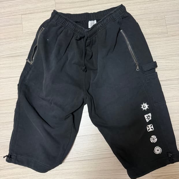 예스아이씨 반바지