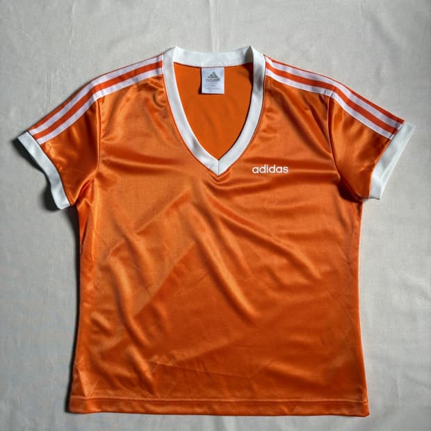ADIDAS y2k orange t-shirt