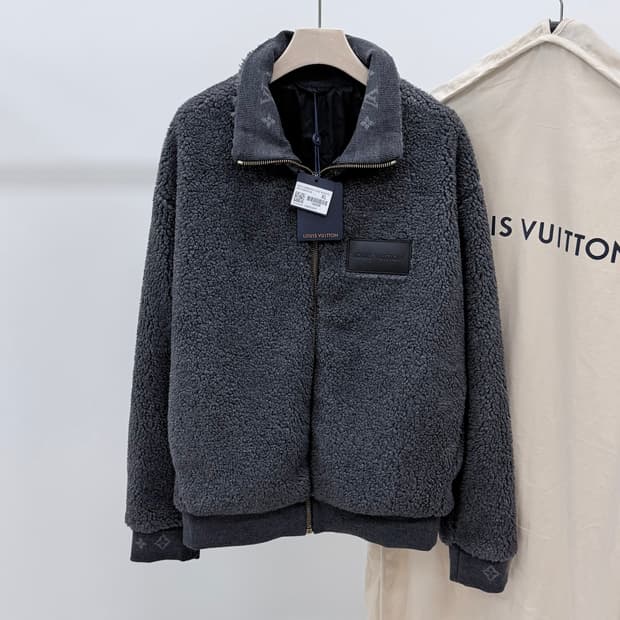 [미사용/XL] 25FW 루이비통 레더패치 플리스 블루종 자켓