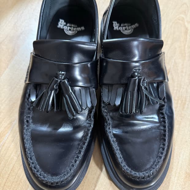 닥터마틴 아드리안 270 uk8사이즈