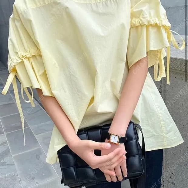 오르(ORR) 셔링 볼륨 퍼프 슬리브 블라우스 옐로우