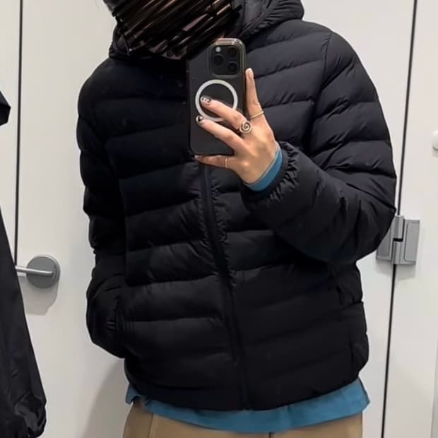 유니클로 경량패딩 160 (느좋사진참고,경량패딩 싸게 가져갓)