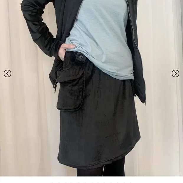 구해요) 지초이 컴포트 플리스 포켓 스커트 블랙으로 구해요