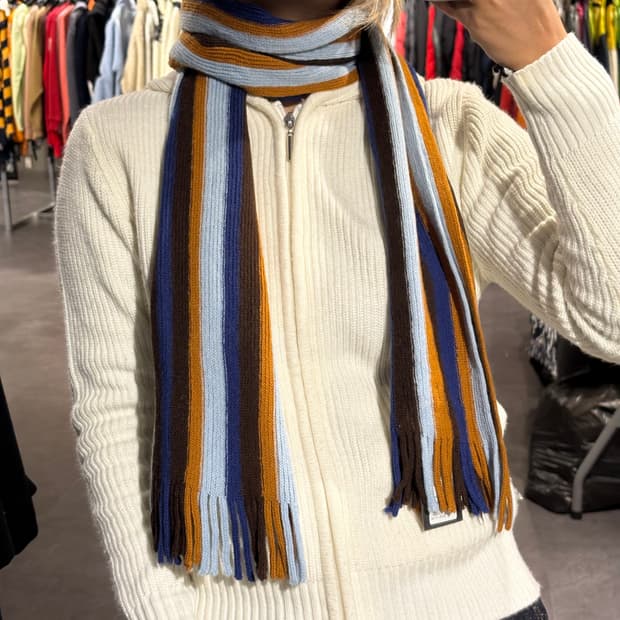 어반리서치 GIBIWEAR 브라운 블루 멀티컬라 스트라이프 캐주얼 테슬 