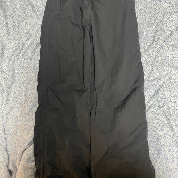 해칭룸 테크니컬 나일론 팬츠 4사이즈 블랙