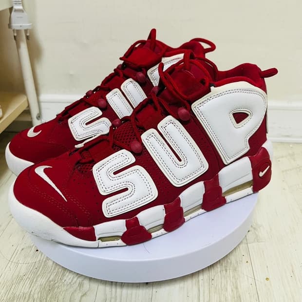  나이키 × 슈프림 에어모어 업템포