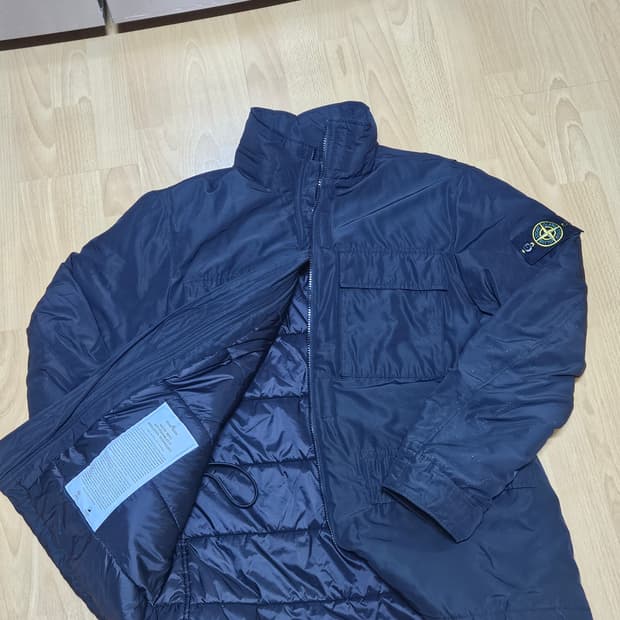 정품) 스톤아일랜드 마이크로랩스 인슐레이트 패딩 XL