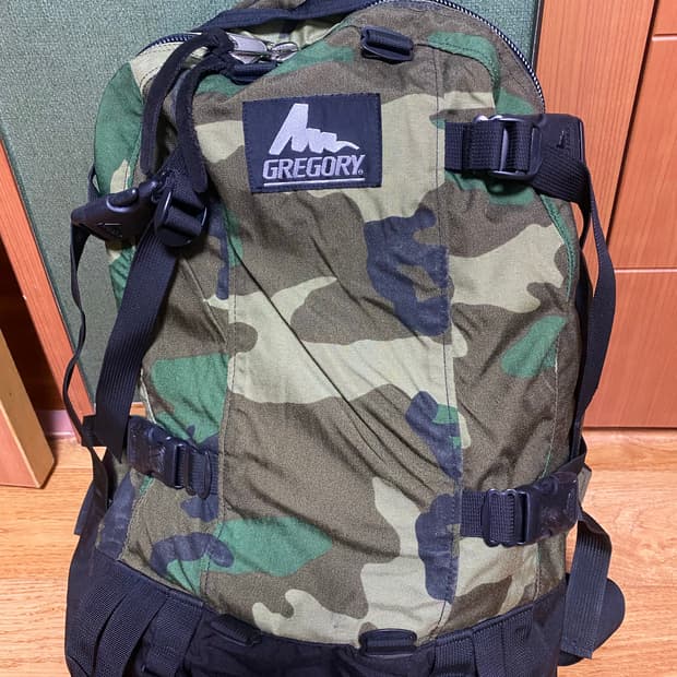 그레고리 90년대 카모 데이앤하프 백팩 USA