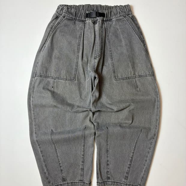 미니멀프로젝트 20FW 워시드 퍼티그 벌룬 데님 팬츠 PN9339