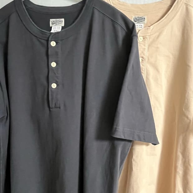 브론슨 헨리넥 XXL