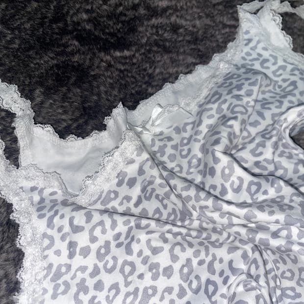 Leopard lace sleeveless