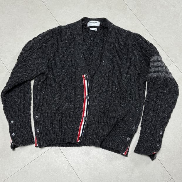 톰브라운 아란 케이블 가디건 (크롭)