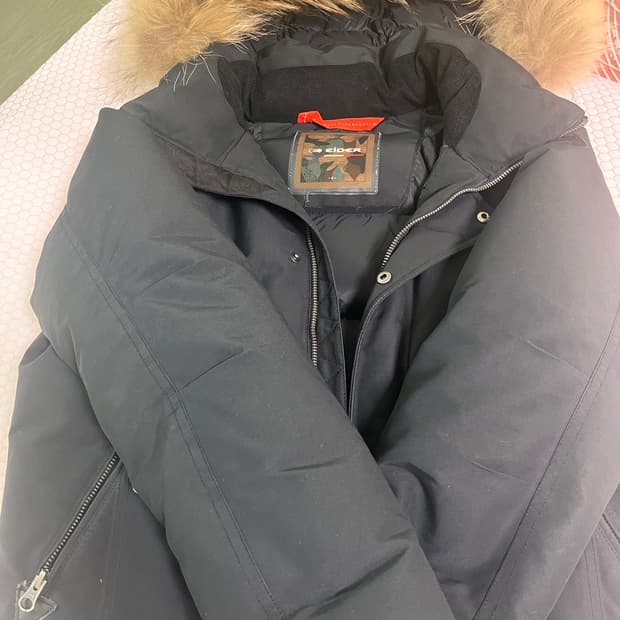 아이더 패딩