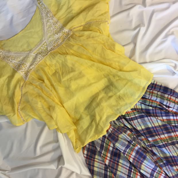 레이스 블라우스