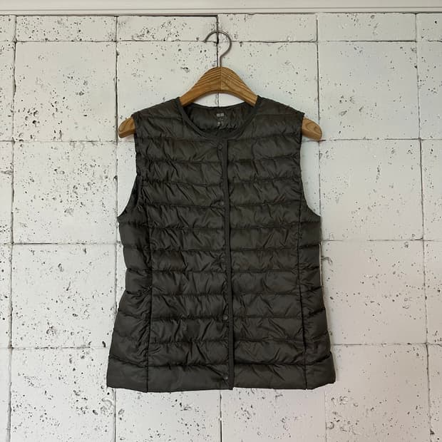 우먼M 유니클로 경량 패딩 조끼