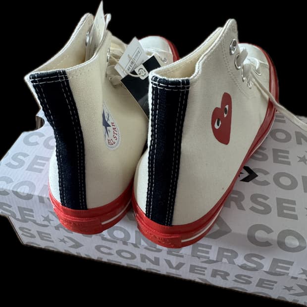 Comme des garcons play