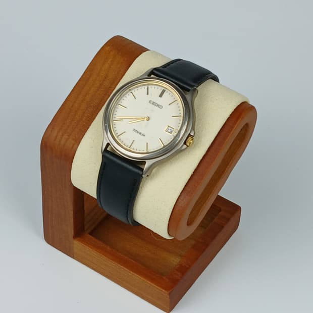 90s 세이코 QUARTZ TITANIUM