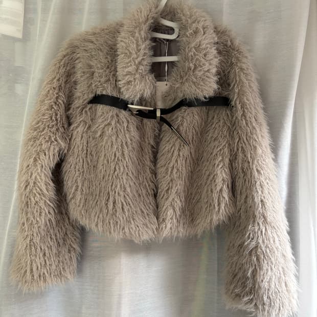 니어노어 BELTED FUR JACKET_GREY