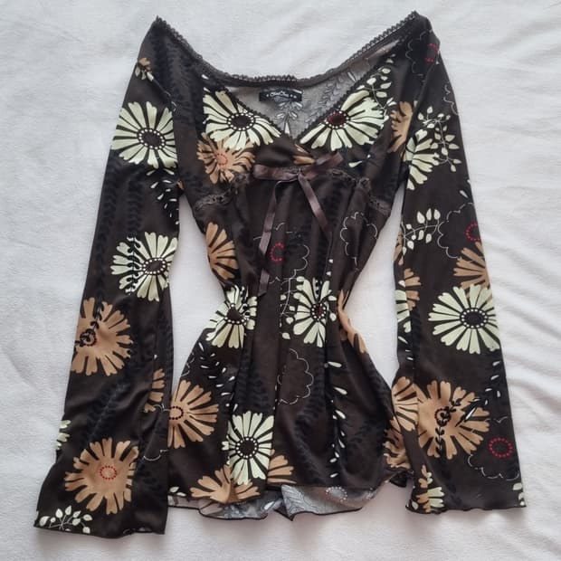 빈티지 오리엔탈 페어리 브라운 탑