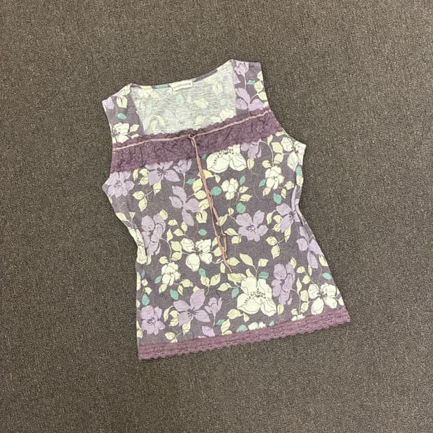 L)Japanese vintage 여성 레이스 디테일 플라워 나시