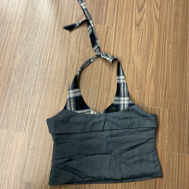 팁씨 홀터 나시 tipssy